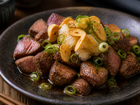 Garlic Saikoro Steak z oroshi ponzu - zdjęcie 1